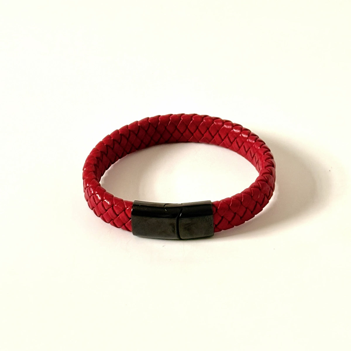 Men’s red braided leather bracelet with gunmetal clasp front view