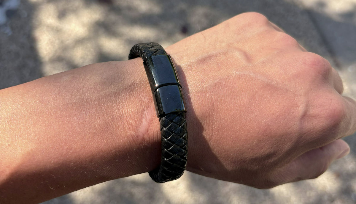 “Men’s braided leather bracelet with stainless steel clasp
